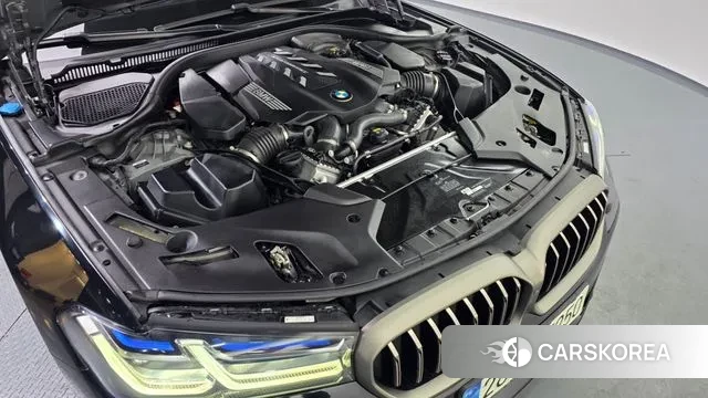 BMW 5 Series (G30) id 3598101 из Кореи 16