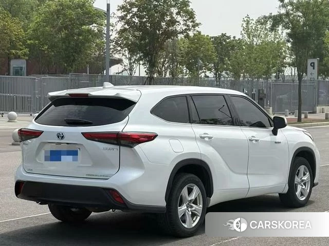 Toyota Highlander 2022 Белый из Китая, фото 6