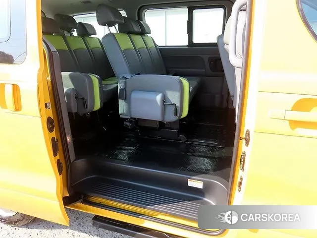 Hyundai The New Grand Starex id 3765698 из Кореи 16