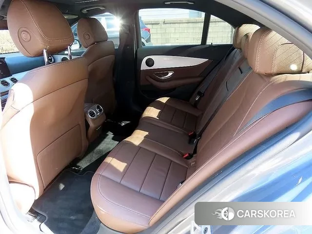 Mercedes-Benz E-Class W213 id 3697470 из Кореи 16