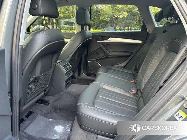 Audi Q5L id 4273071 из Китая 13