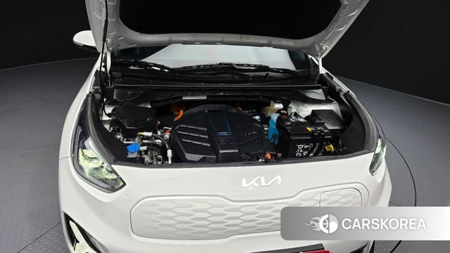 Kia Niro Plus id 3812042 из Кореи 16