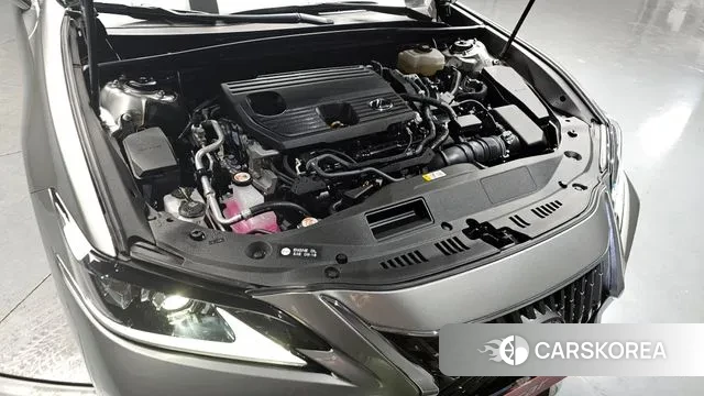 Lexus ES300h 7th generation id 3649034 из Кореи 16
