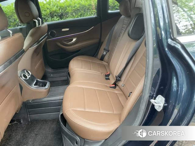 Mercedes-Benz E-class id 4240491 из Китая 15