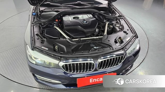 BMW 5 Series (G30) id 4717824 из Кореи 16