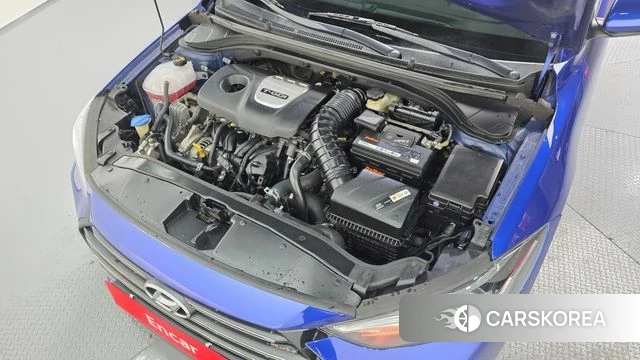 Hyundai Avante AD id 3886315 из Кореи 16