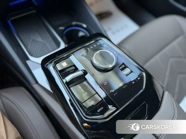 BMW 5 series 2024 Черный из Китая, фото 6