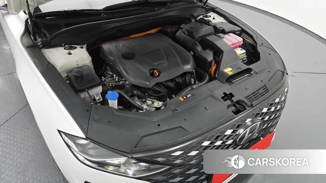 Hyundai The New Grandeur IG Hybrid id 4768908 из Кореи 34