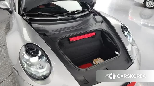 Porsche 911(992) id 3015862 из Кореи 16