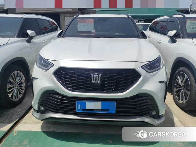 Toyota Crown Lufang id 4261091 из Китая 8