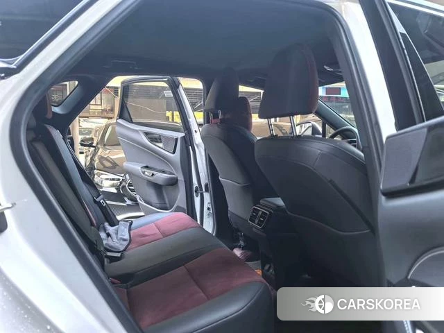 Lexus NX 2023 Белый из Китая, фото 6