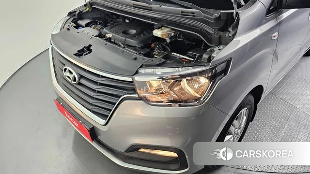 Hyundai The New Grand Starex id 3828408 из Кореи 16