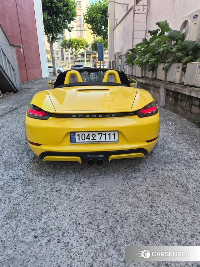 Porsche 718 Boxster 2020 Желтый из Кореи, фото 6