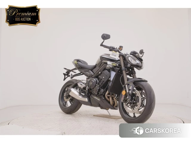 Triumph STREET TRIPLE 765 RS 2025 из Японии, фото 4