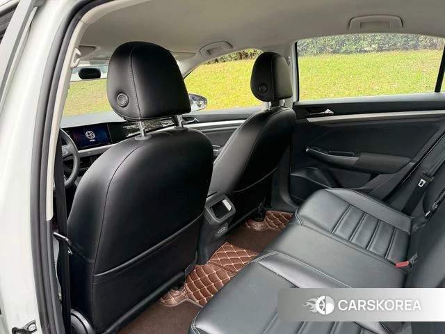 Volkswagen Bora id 4328719 из Китая 9