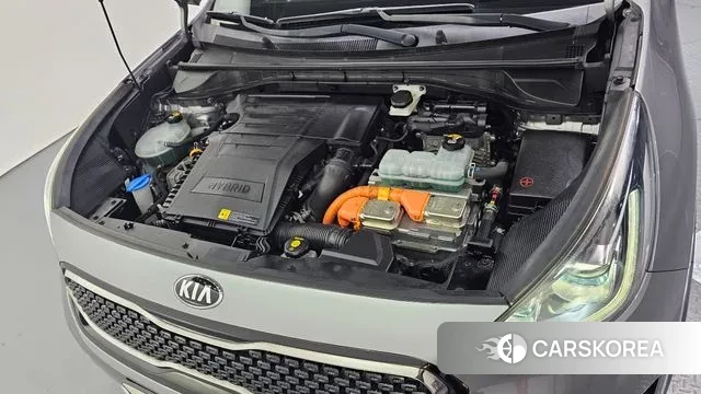 Kia Niro id 3505396 из Кореи 16