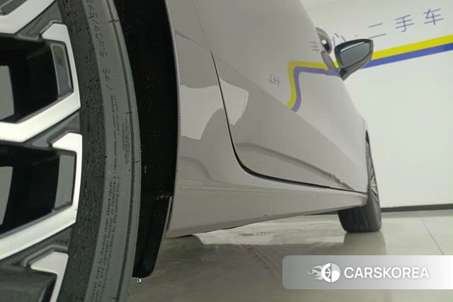 Volkswagen Passat id 3783843 из Китая 13