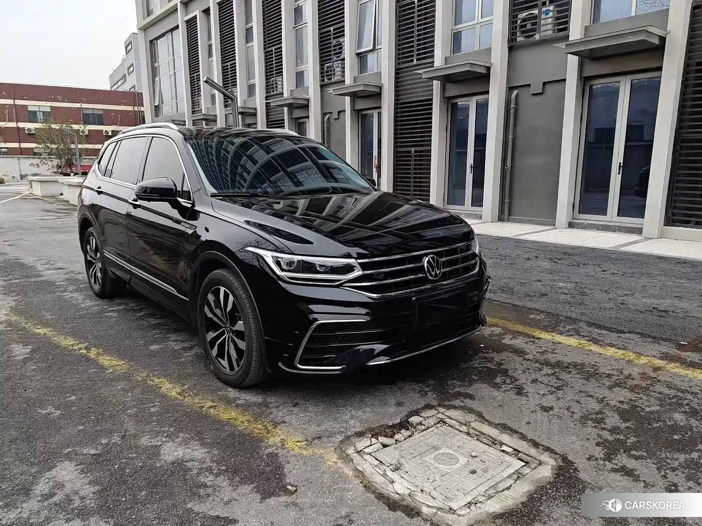 Volkswagen Tiguan L id 4669382 из Китая 7