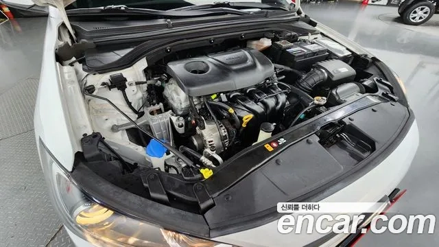 Hyundai Avante AD id 2876744 из Кореи 16