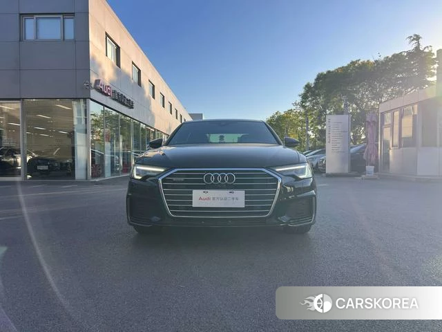 Audi A6L 2021 Черный из Китая, фото 6