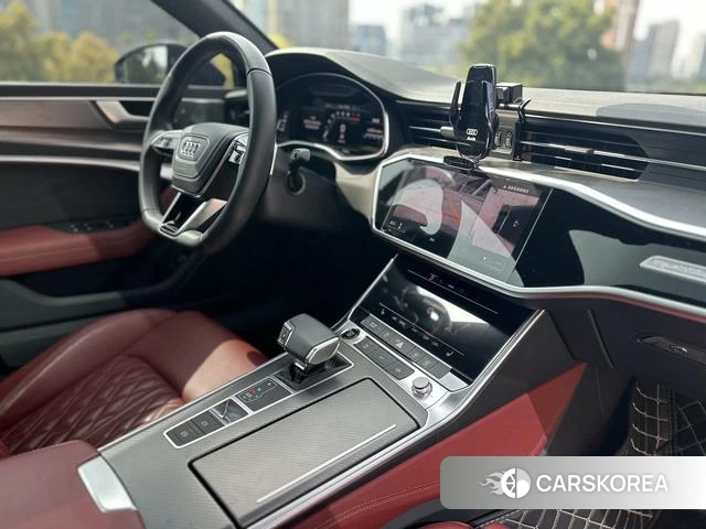 Audi A7L id 4333647 из Китая 11