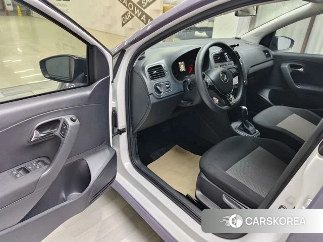 Volkswagen Polo 2019 Фиолетовый из Китая, фото 6