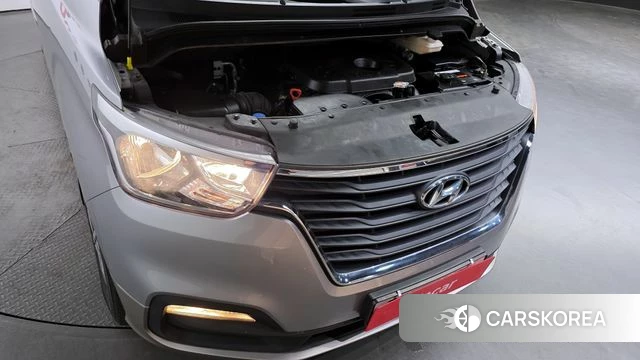Hyundai The New Grand Starex id 4285651 из Кореи 26