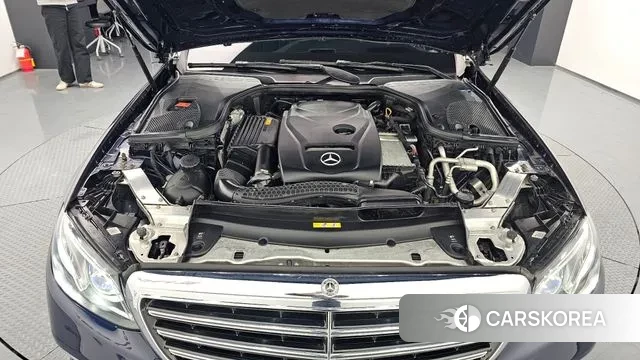 Mercedes-Benz E-Class W213 id 3641359 из Кореи 16