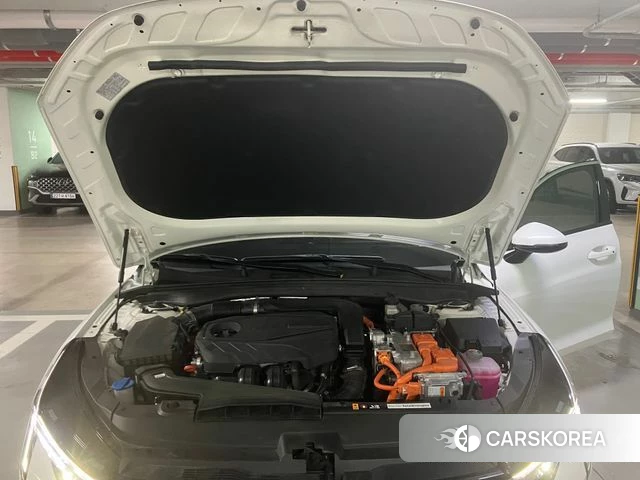 Kia The New K5 Hybrid 3rd generation 2025 Белый из Кореи, фото 6