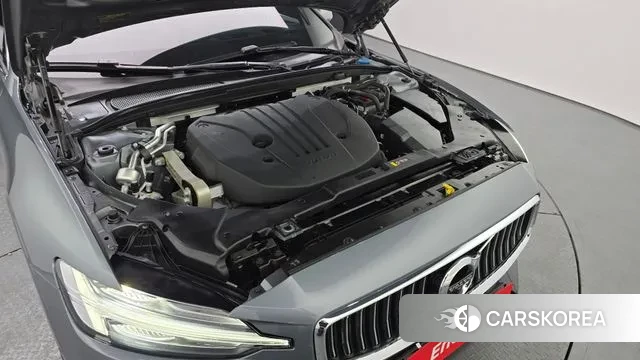 Volvo S60 3rd generation id 3771802 из Кореи 16