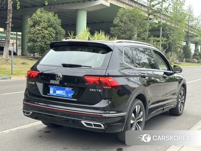 Volkswagen Tiguan L 2023 Черный из Китая, фото 6