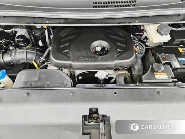 Hyundai The New Grand Starex id 3954751 из Кореи 16