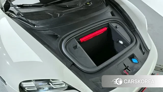 Porsche Taycan id 3670866 из Кореи 16