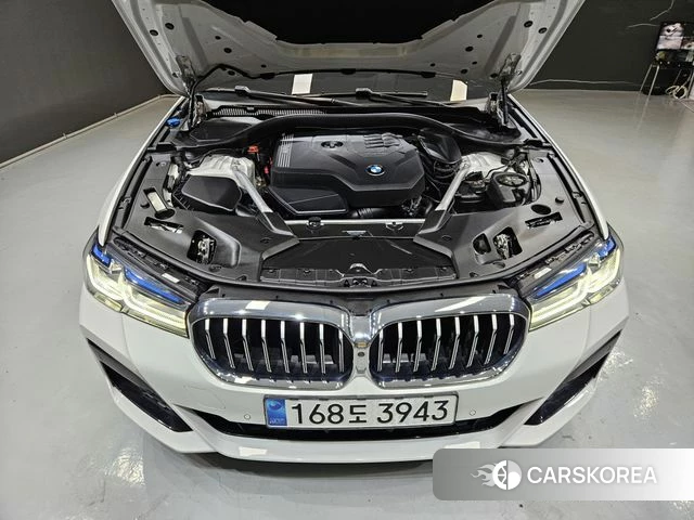 BMW 5 Series (G30) id 4511277 из Кореи 16