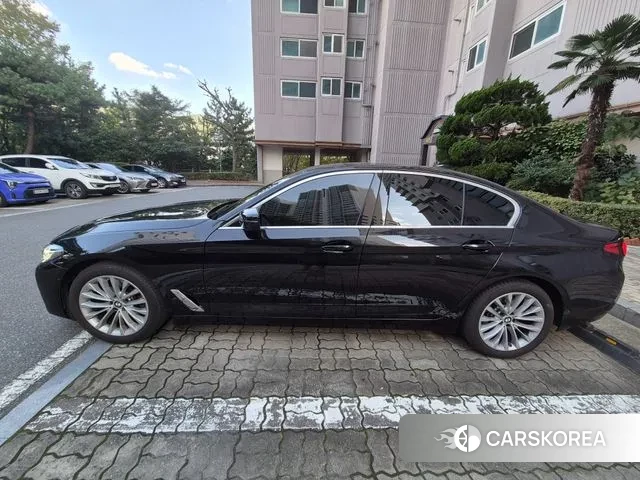 BMW 5 Series (G30) id 3300172 из Кореи 15