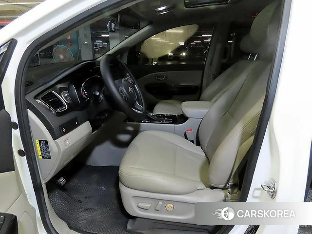 Kia The New Carnival id 4652333 из Кореи 16