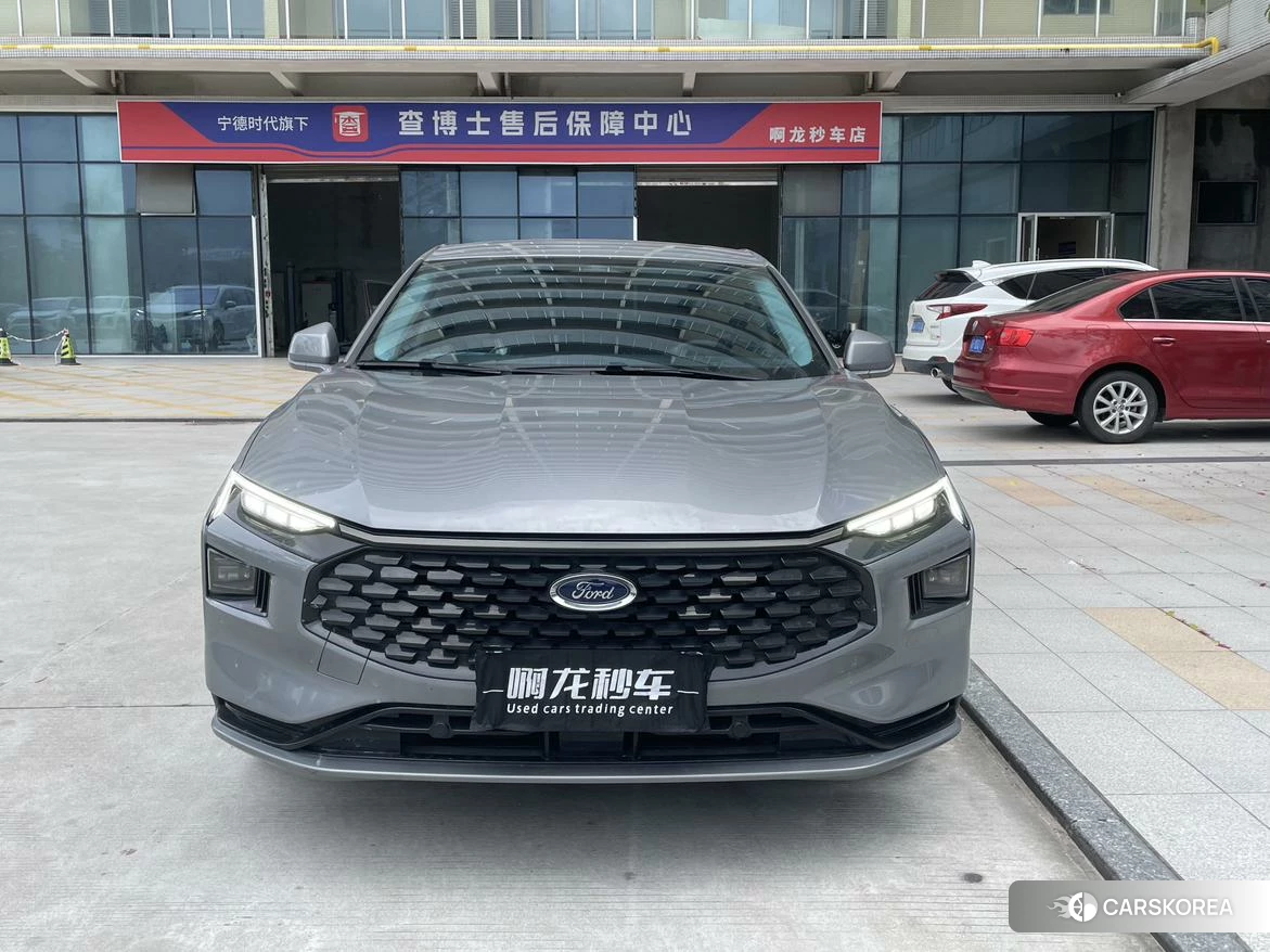 Ford Mondeo 2023 Серебристо-серый из Китая, фото 6