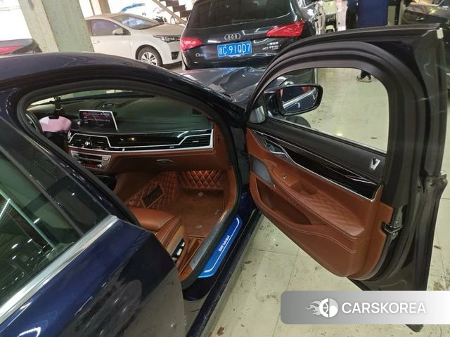 BMW 7 series 2021 Синий из Китая, фото 6