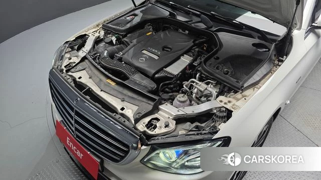Mercedes-Benz E-Class W213 id 4708379 из Кореи 31