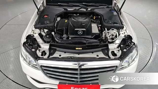 Mercedes-Benz E-Class W213 id 3789214 из Кореи 16