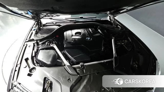 BMW 5 Series (G30) id 3319828 из Кореи 16