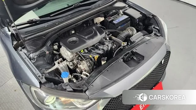 Hyundai Avante AD id 3055804 из Кореи 16