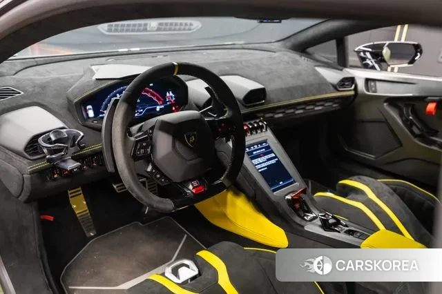 Lamborghini Huracan 2023 Коричневый из Кореи, фото 6