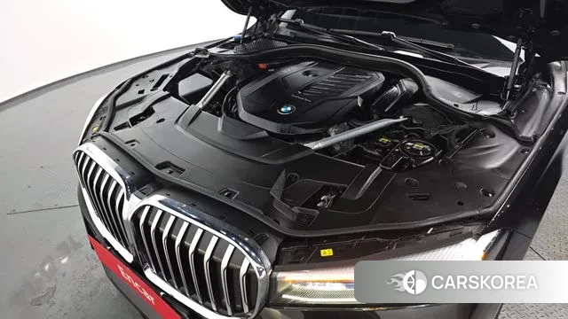 BMW 7 Series (G11) id 3645478 из Кореи 17