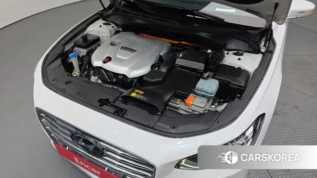 Hyundai Grandeur IG Hybrid id 3024539 из Кореи 16