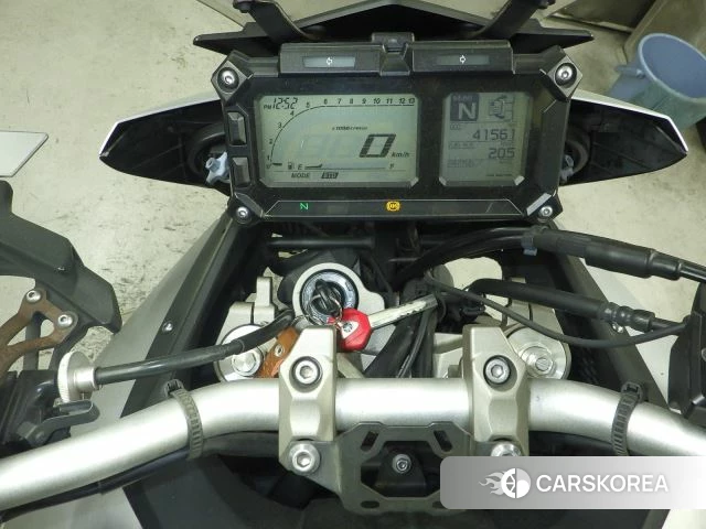 Yamaha MT-09 id 3945442 из Японии 28