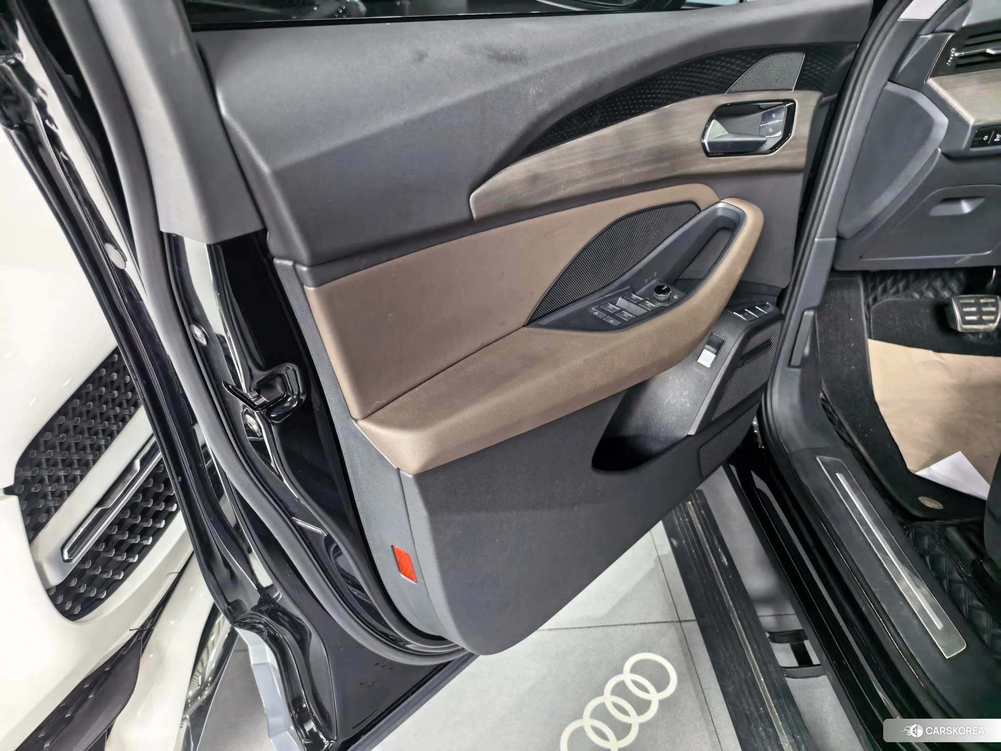 Audi Q6 id 4479224 из Китая 11