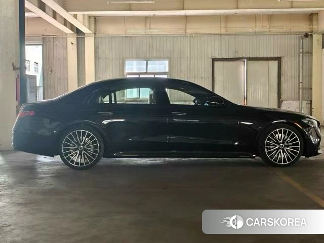 Mercedes-Benz S-class 2025 Черный из Китая, фото 6