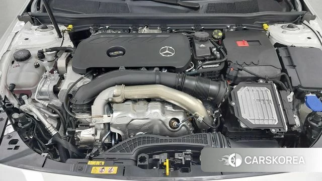 Mercedes-Benz A-Class W177 id 4222428 из Кореи 16