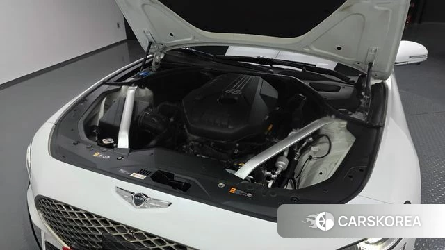 Genesis The New G70 id 3954648 из Кореи 16